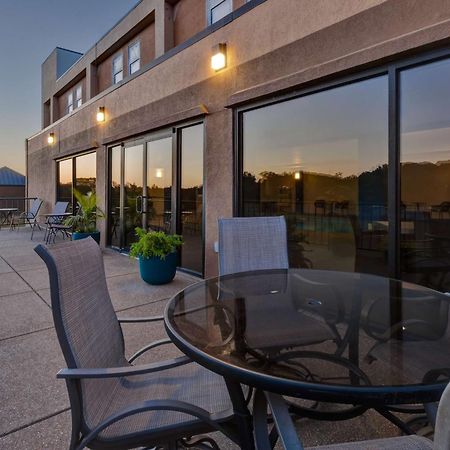 Hampton Inn Princeton Екстериор снимка