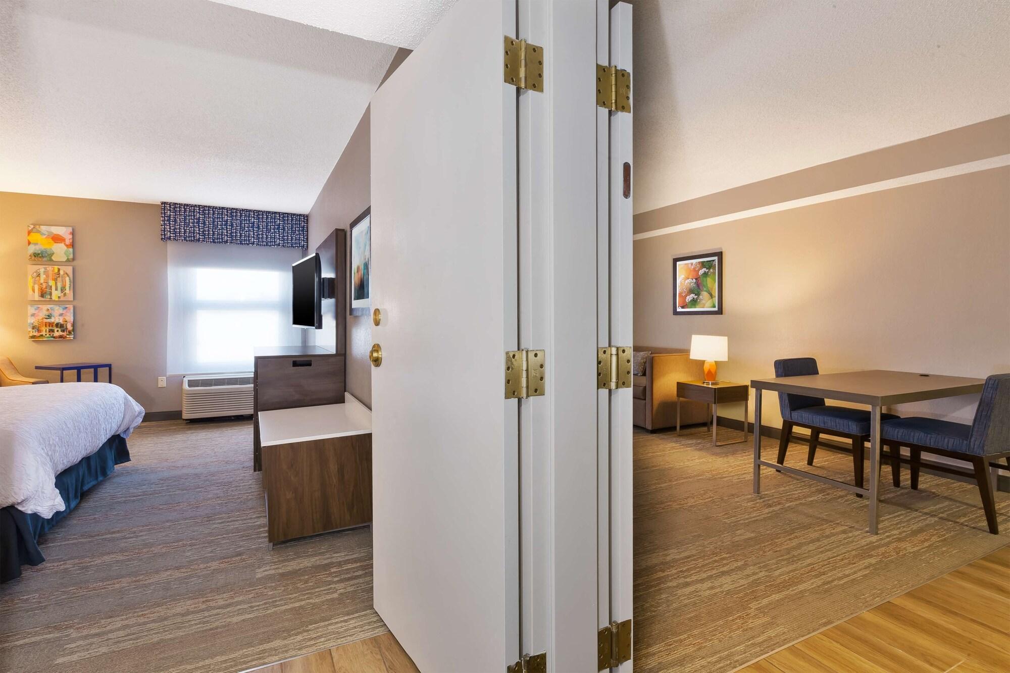 Hampton Inn Princeton Екстериор снимка