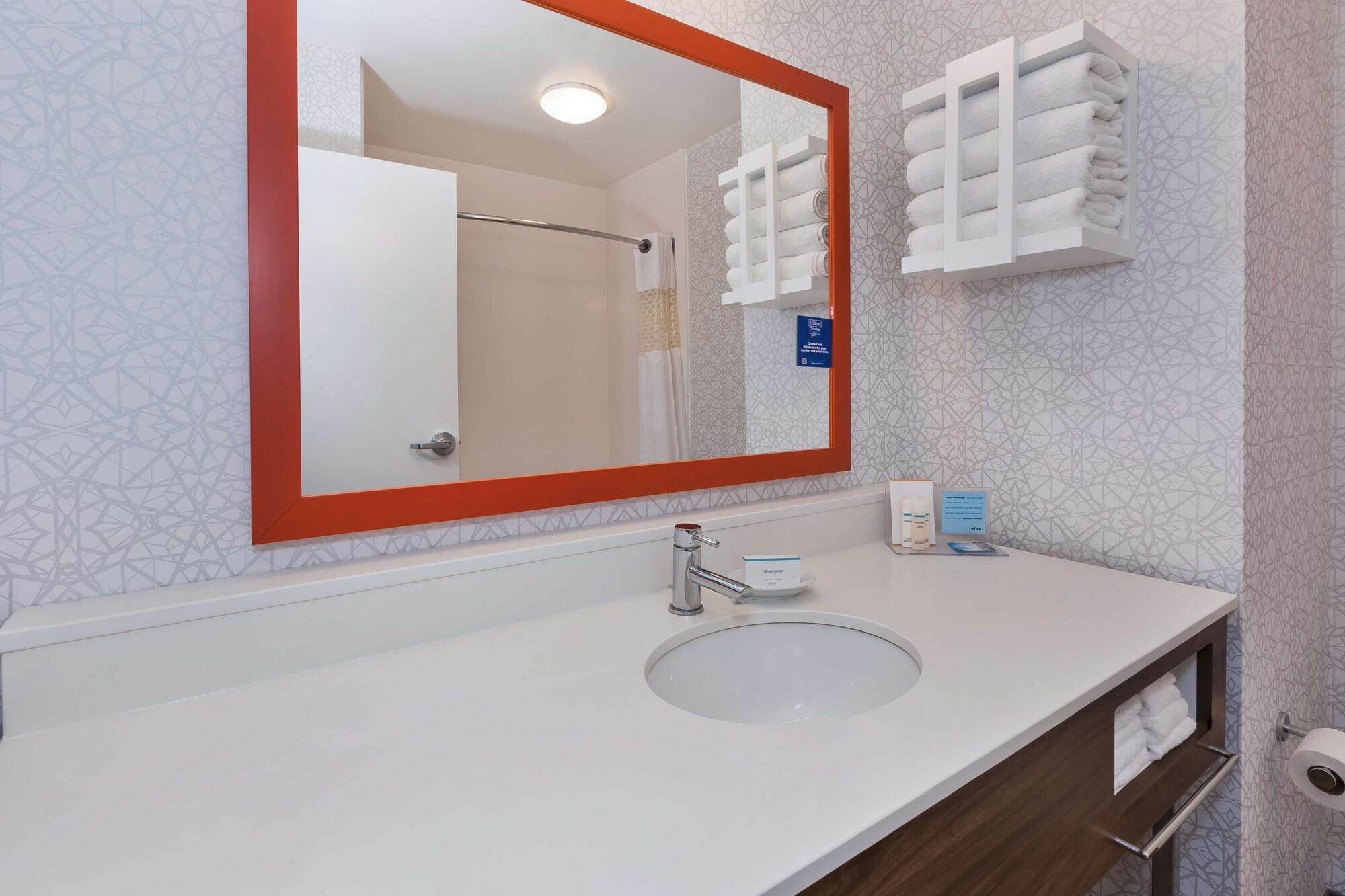 Hampton Inn Princeton Екстериор снимка