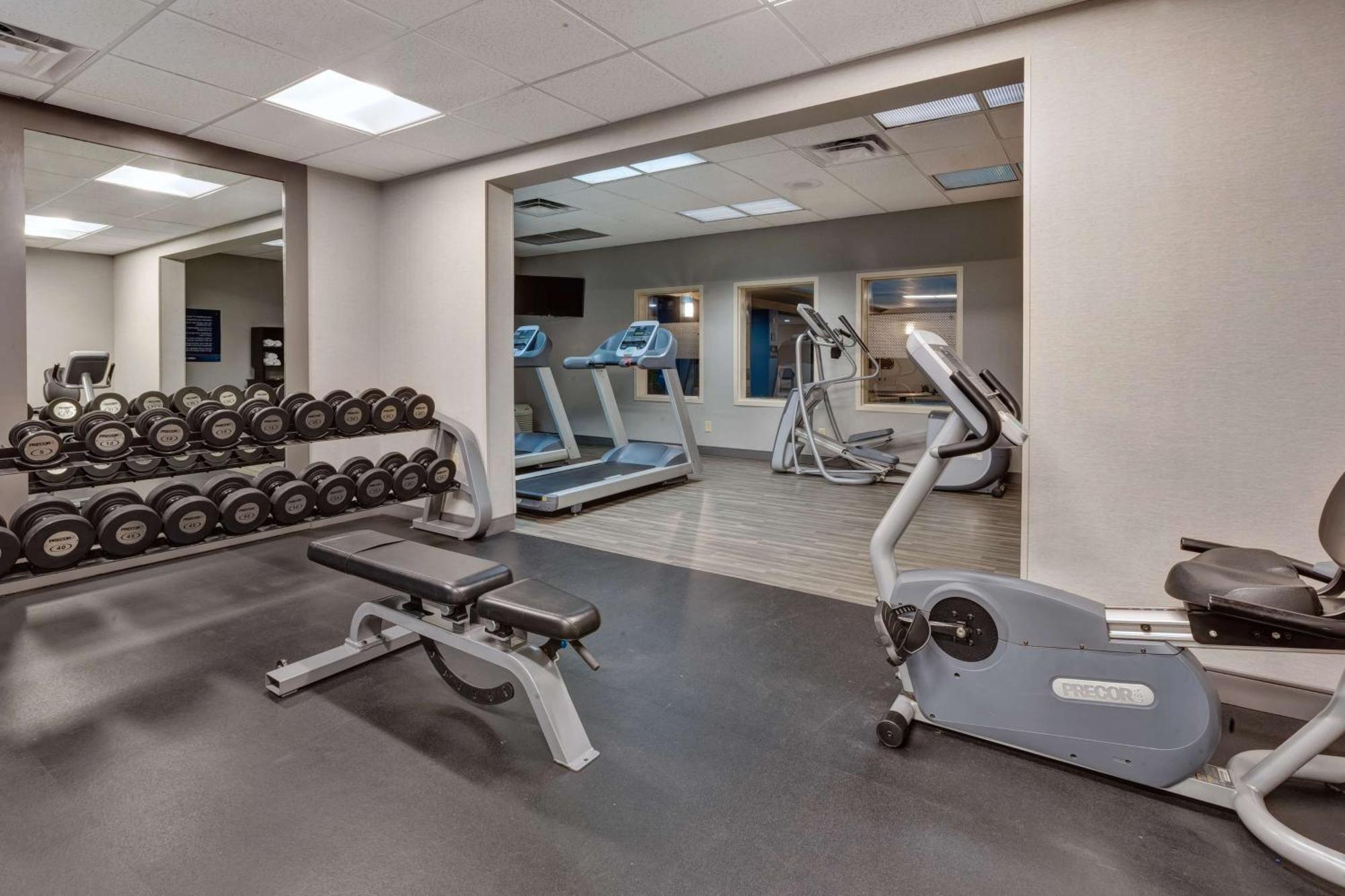 Hampton Inn Princeton Екстериор снимка