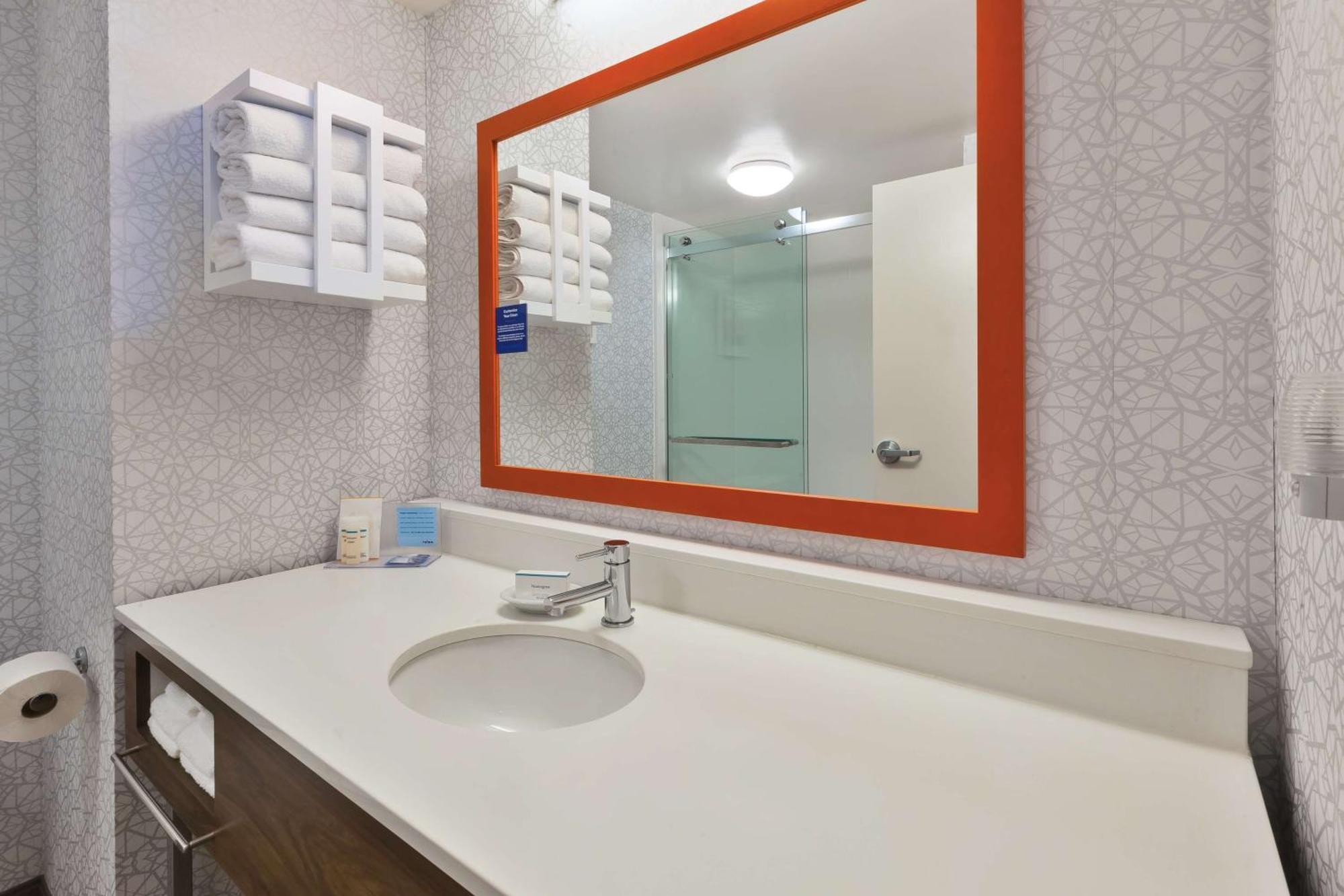 Hampton Inn Princeton Екстериор снимка