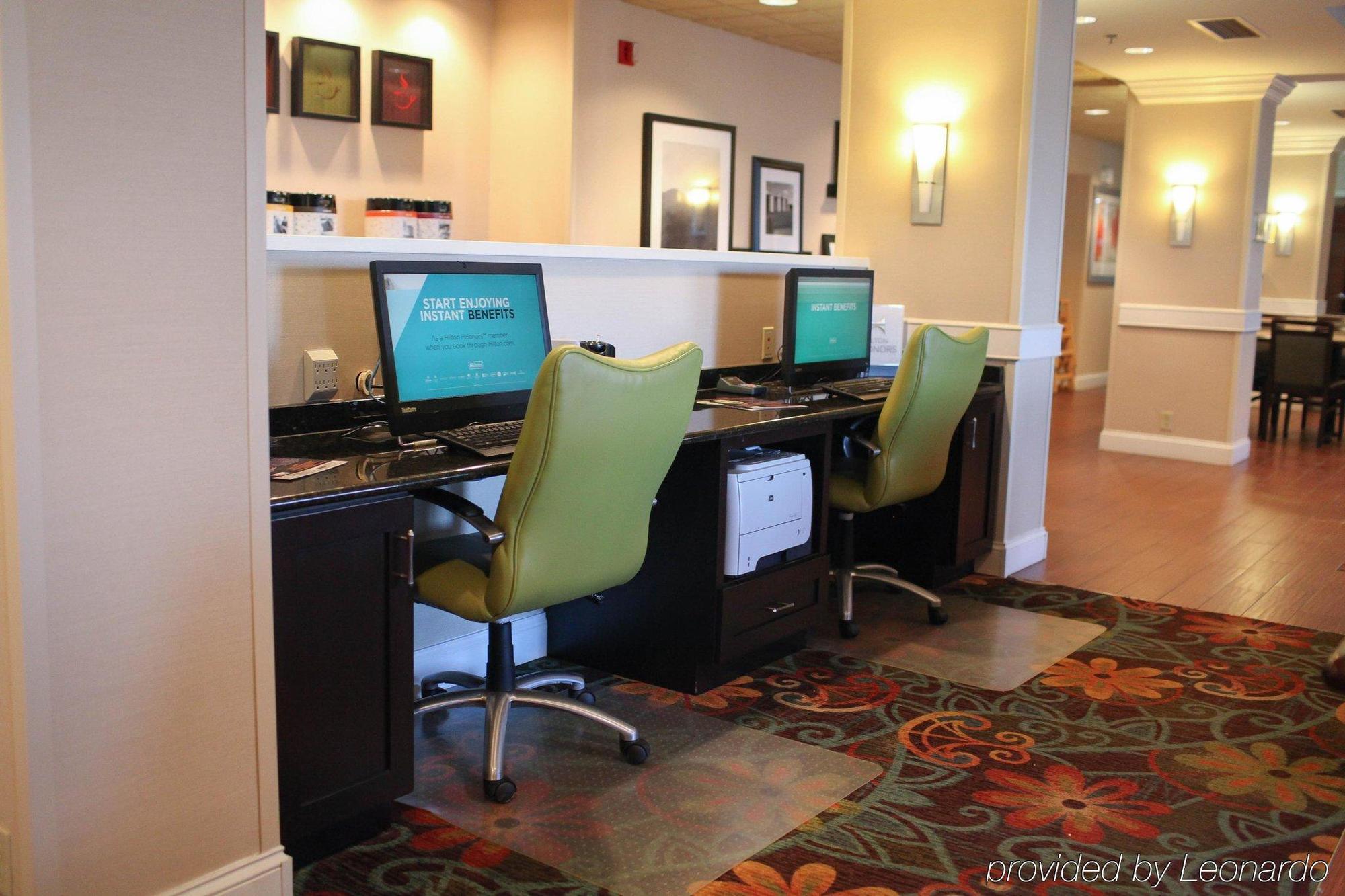 Hampton Inn Princeton Екстериор снимка