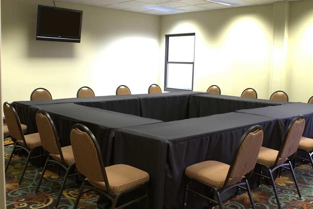 Hampton Inn Princeton Съоръжения снимка
