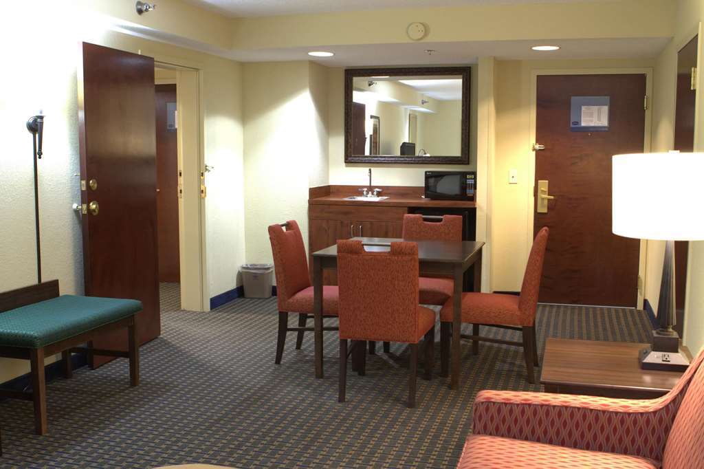 Hampton Inn Princeton Стая снимка